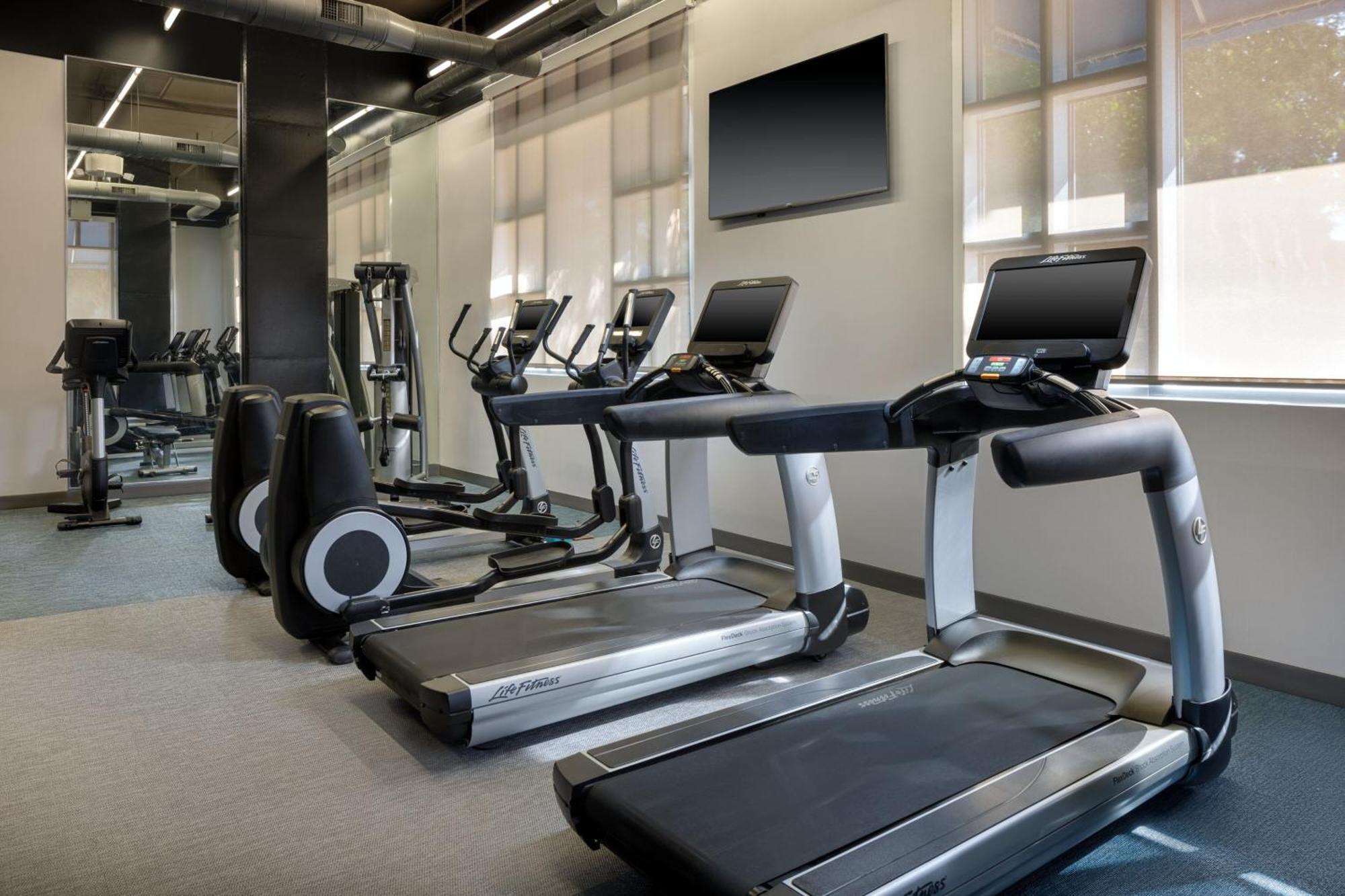 Aloft Tallahassee Downtown Екстериор снимка