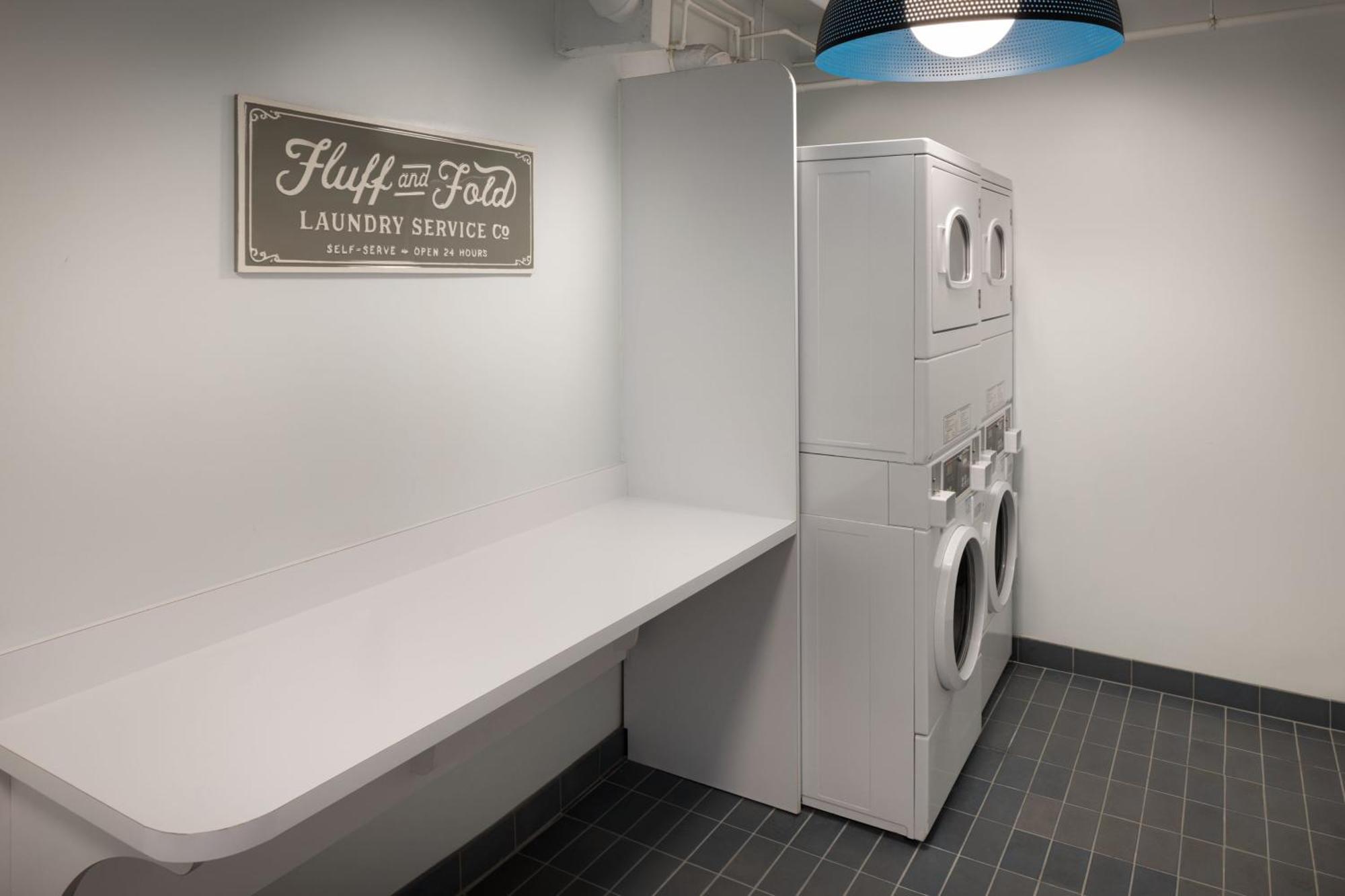 Aloft Tallahassee Downtown Екстериор снимка